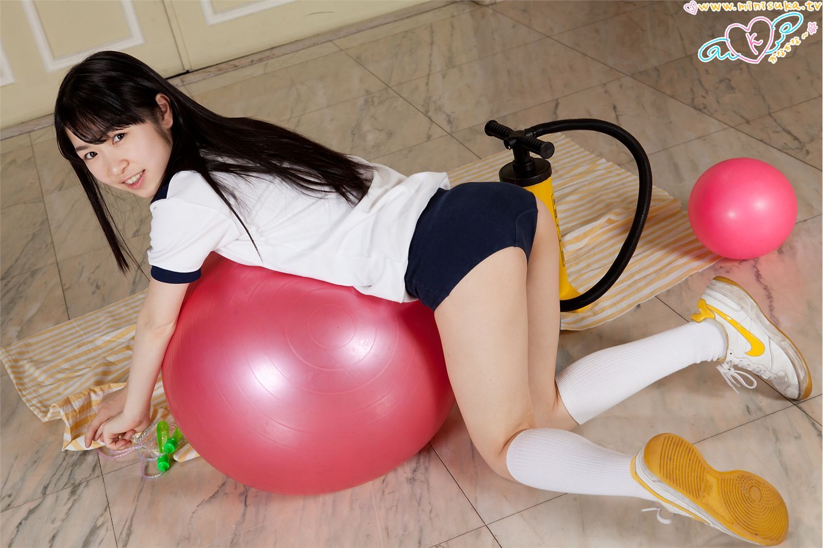 [Minisuka.tv] 2013.05.10 高杉果那 Kana Takasugi